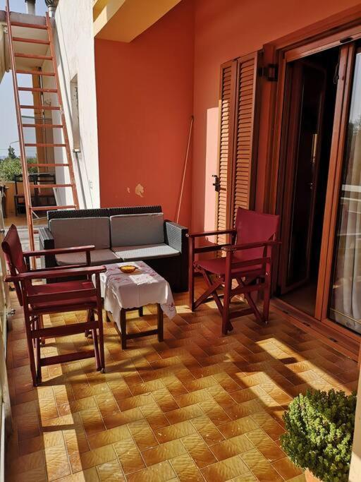 Villa Sunshine Studio à Kíssamos Extérieur photo
